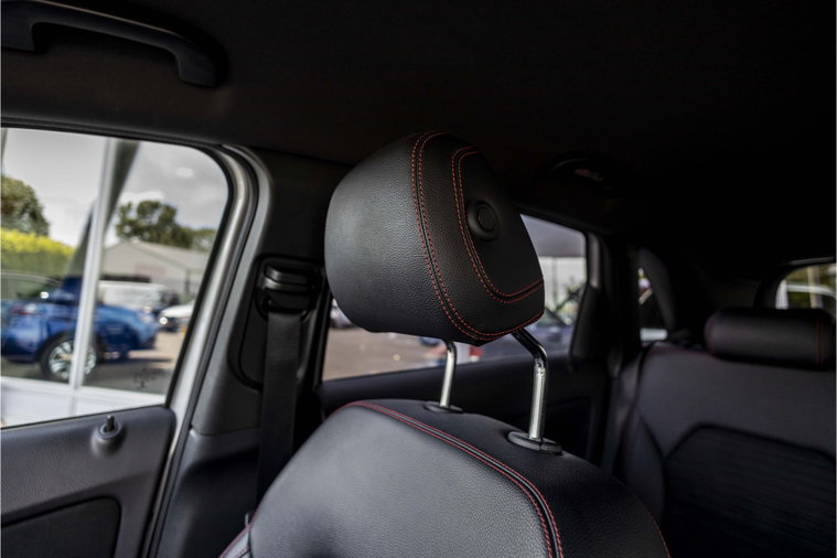 Vehicle Image 10