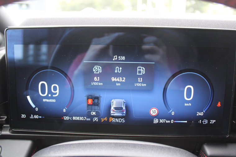 Vehicle Image 13