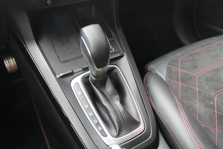 Vehicle Image 24