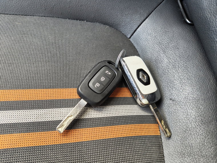 Vehicle Image 36