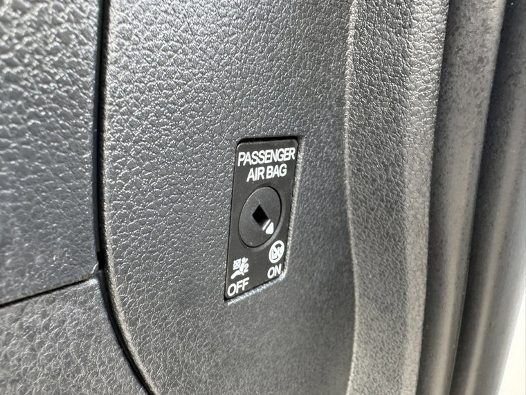 Vehicle Image 26