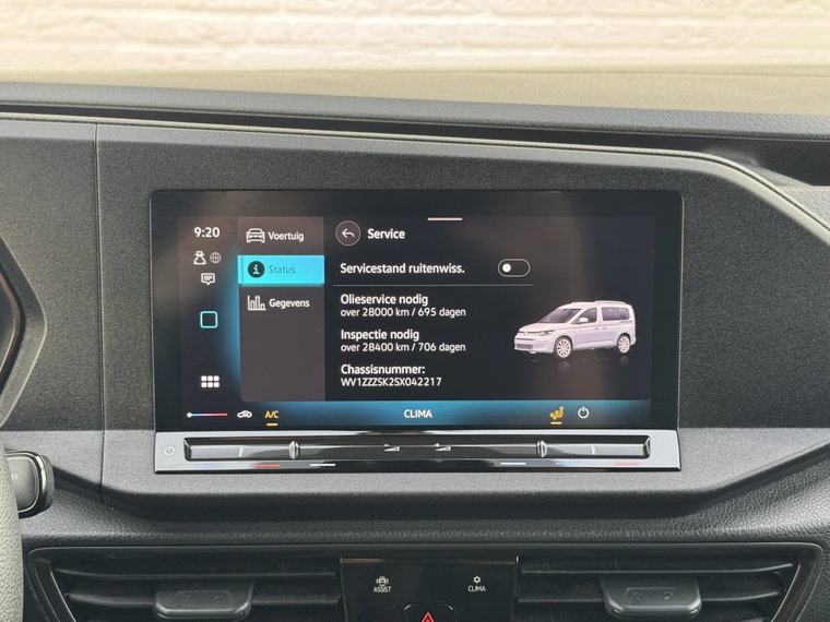 Vehicle Image 32