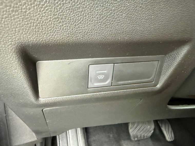 Vehicle Image 33