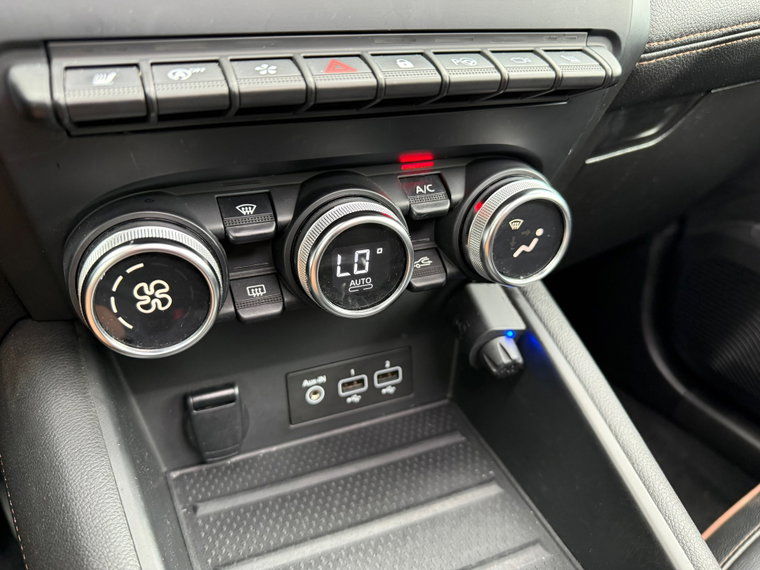 Vehicle Image 39