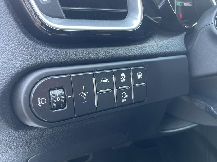 Vehicle Image 27