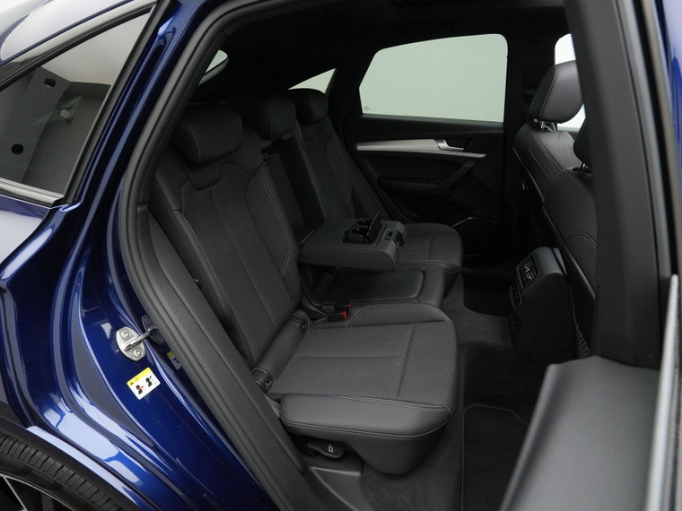 Vehicle Image 39