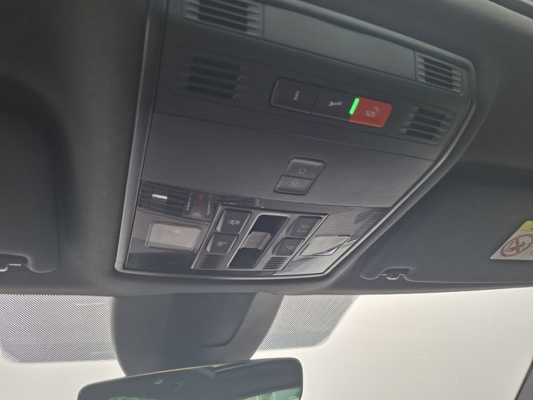 Vehicle Image 53