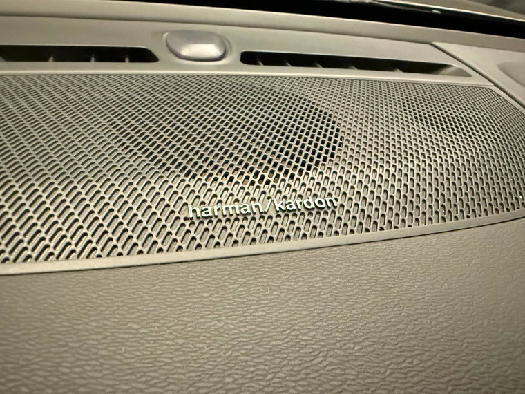 Vehicle Image 45