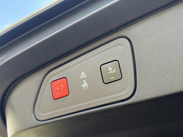 Vehicle Image 39