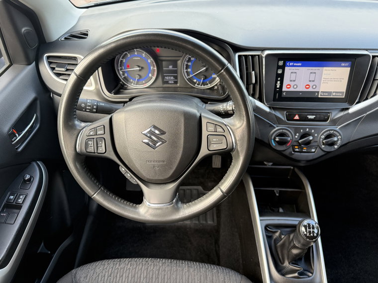 Vehicle Image 10