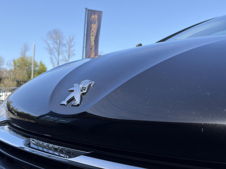Vehicle Image 33