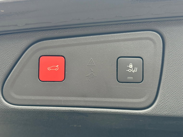 Vehicle Image 34