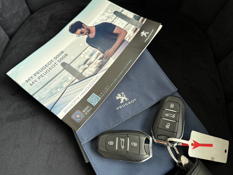 Vehicle Image 40
