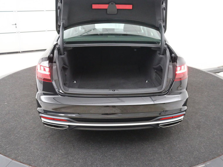 Vehicle Image 23