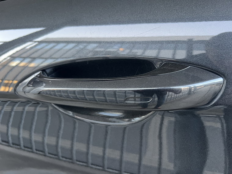 Vehicle Image 37
