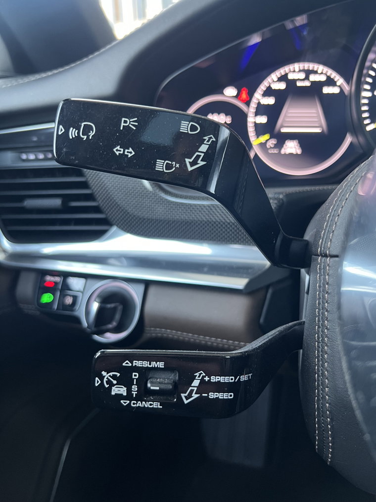 Vehicle Image 40