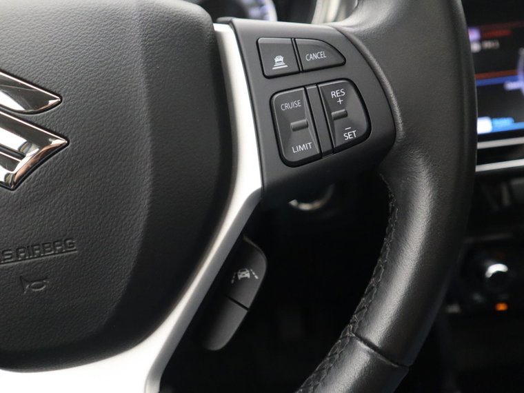 Vehicle Image 38