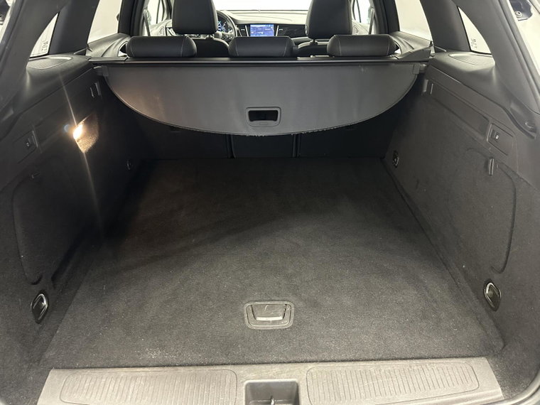 Vehicle Image 37