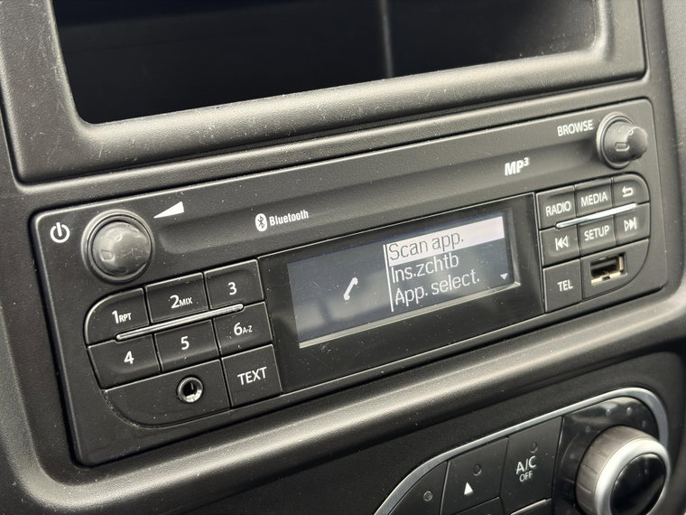 Vehicle Image 24