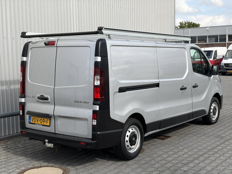 Vehicle Image 27