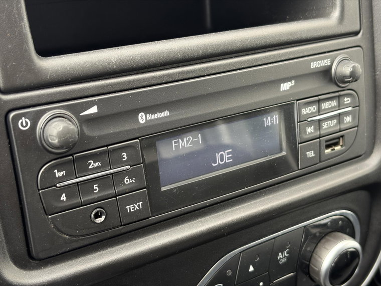 Vehicle Image 30