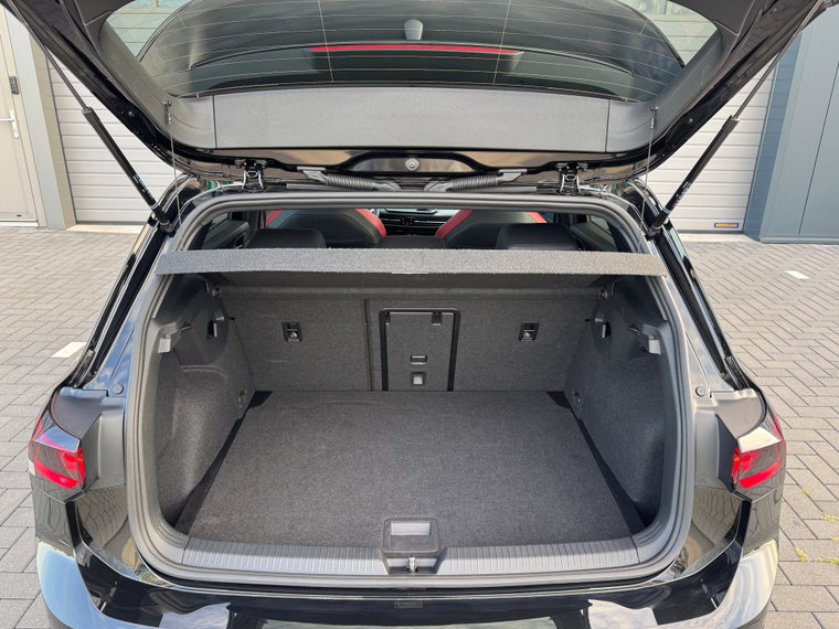 Vehicle Image 50