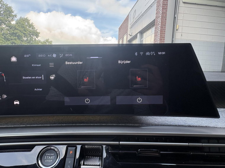 Vehicle Image 41