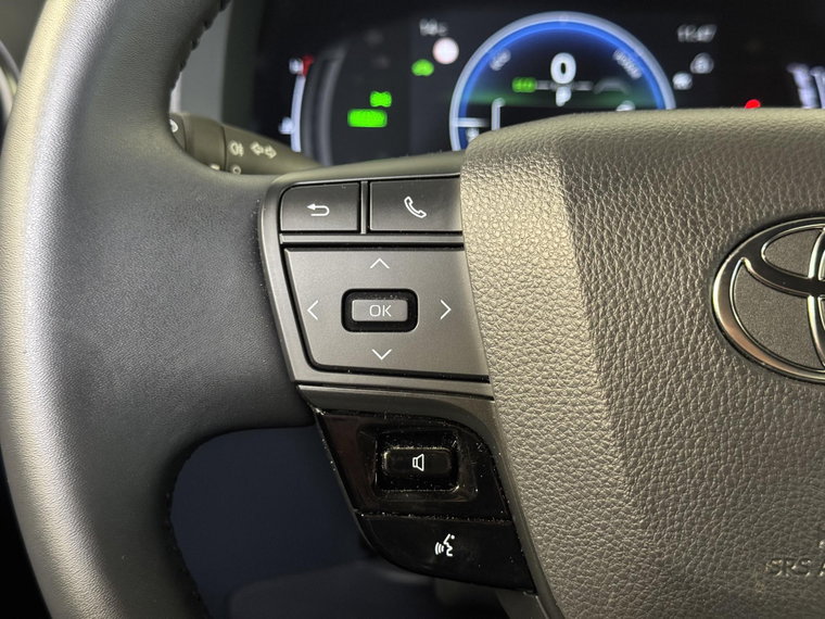 Vehicle Image 17