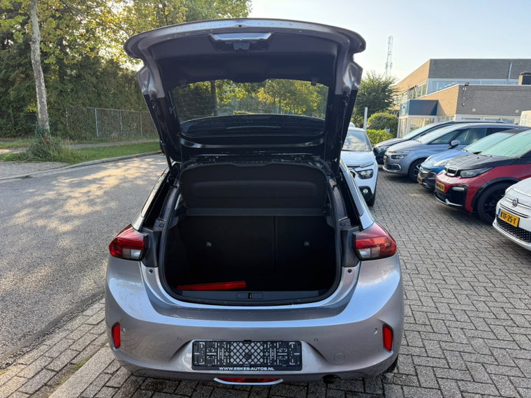 Vehicle Image 22