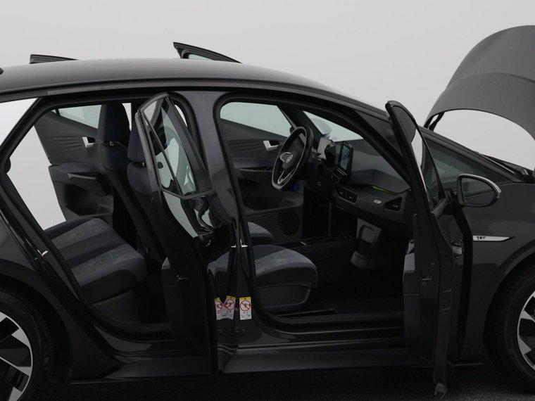 Vehicle Image 35