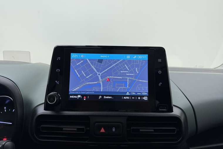 Vehicle Image 21