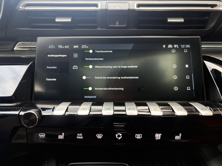 Vehicle Image 51