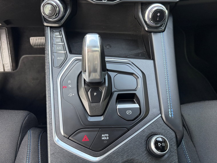 Vehicle Image 24