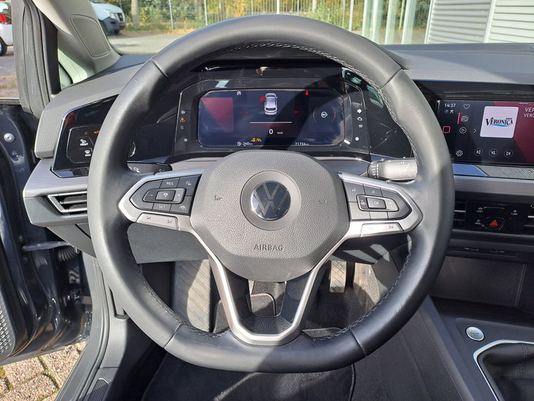 Vehicle Image 23