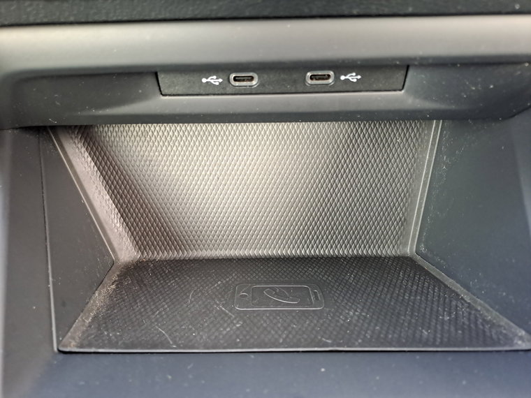Vehicle Image 33
