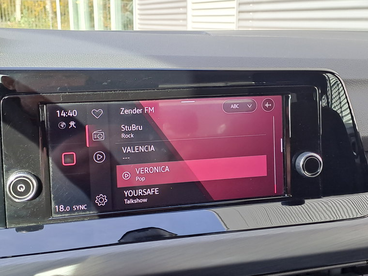 Vehicle Image 36