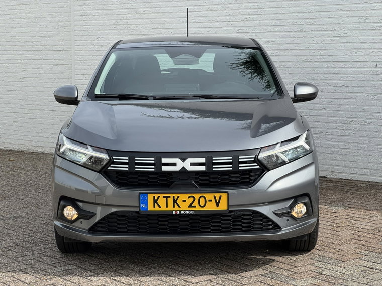 Vehicle Image 32