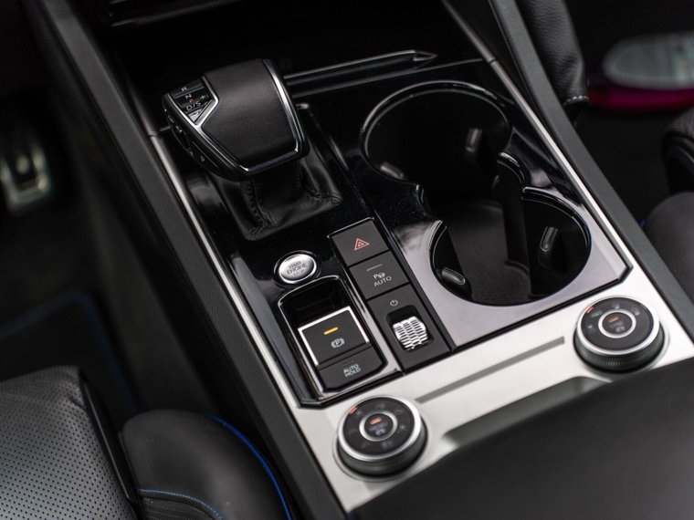 Vehicle Image 45