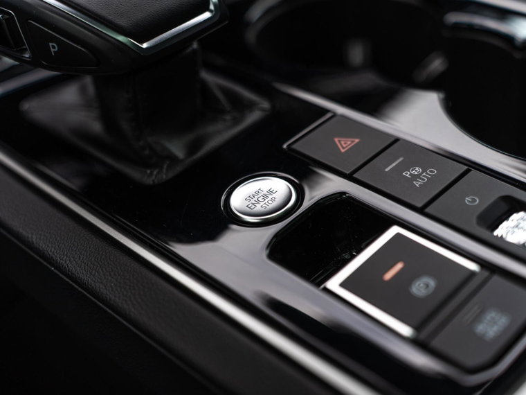 Vehicle Image 50
