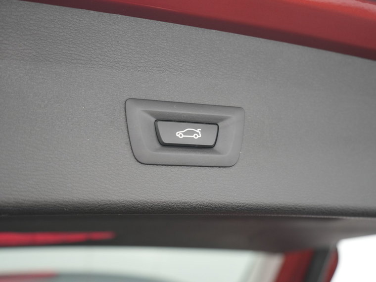 Vehicle Image 38