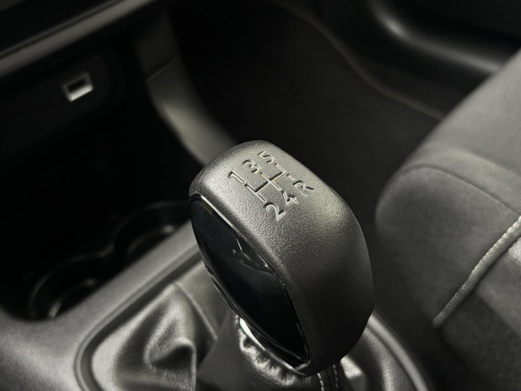 Vehicle Image 22