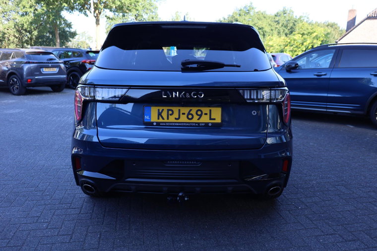 Vehicle Image 32