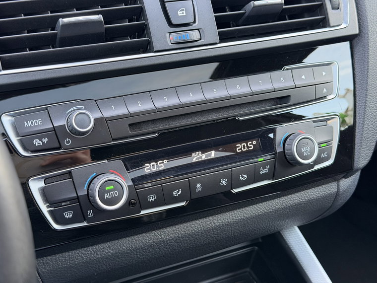 Vehicle Image 29
