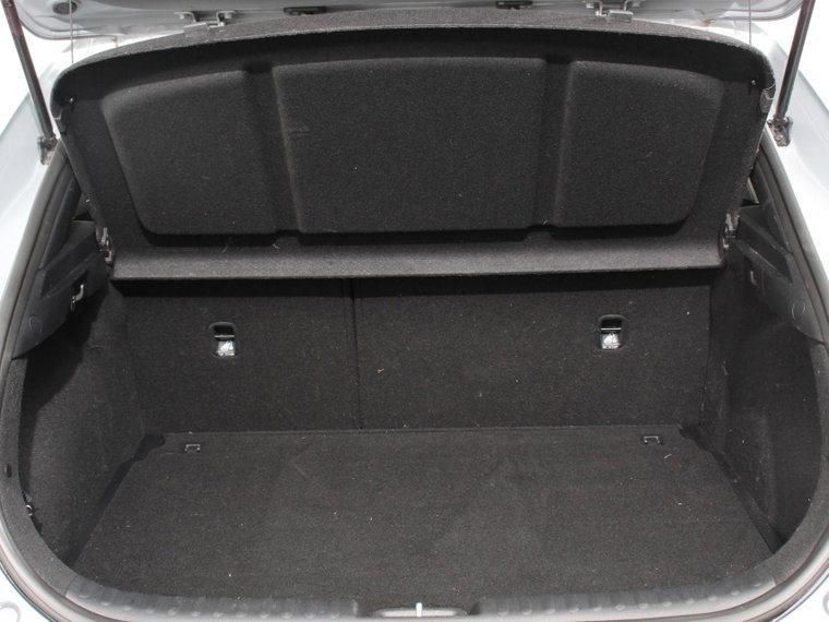 Vehicle Image 33