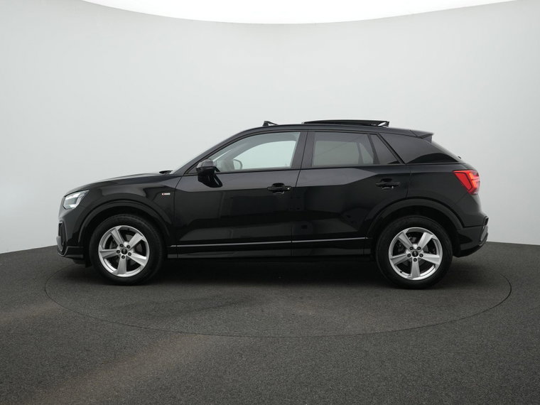 Vehicle Image 18