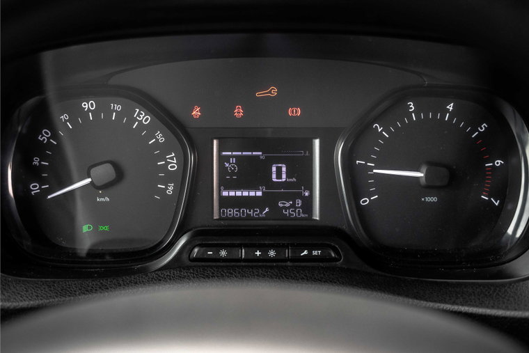 Vehicle Image 14