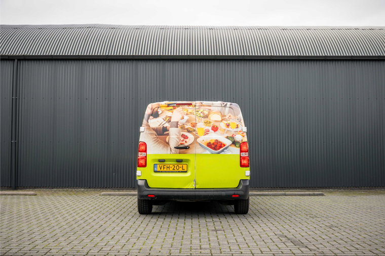 Vehicle Image 8