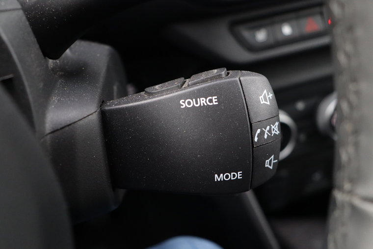 Vehicle Image 26