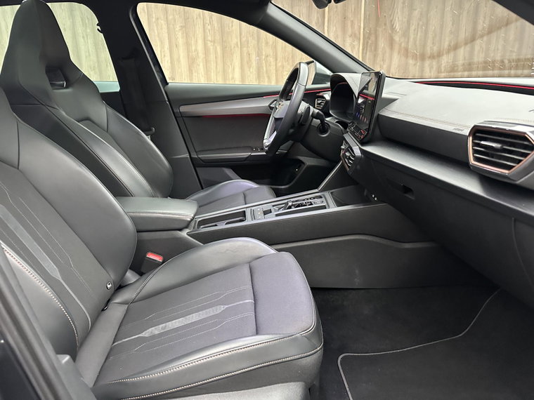 Vehicle Image 35