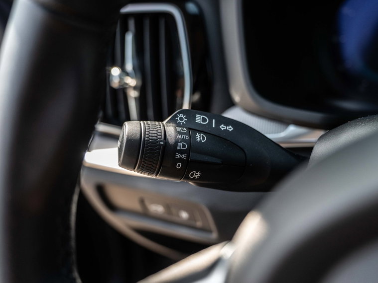 Vehicle Image 40